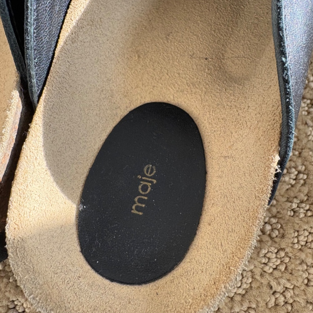 Clogs - Picture 2 of 4